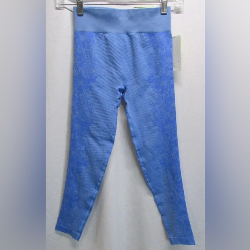 New with tag all in motion girls leggings size L 10/12